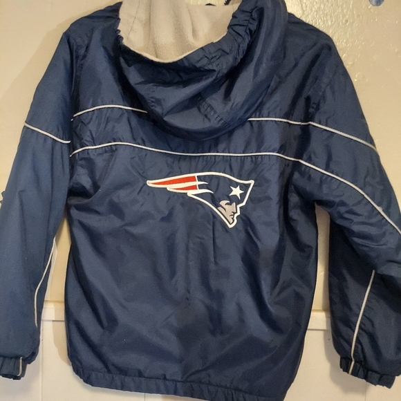SALE N.E PATRIOTS NFL TEAM FULL ZIP JACKET W/ HOOD- Sz-YOUTH MED 10-12 - Picture 2 of 10